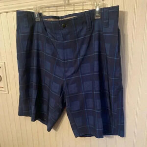 Like new Callaway golf shorts